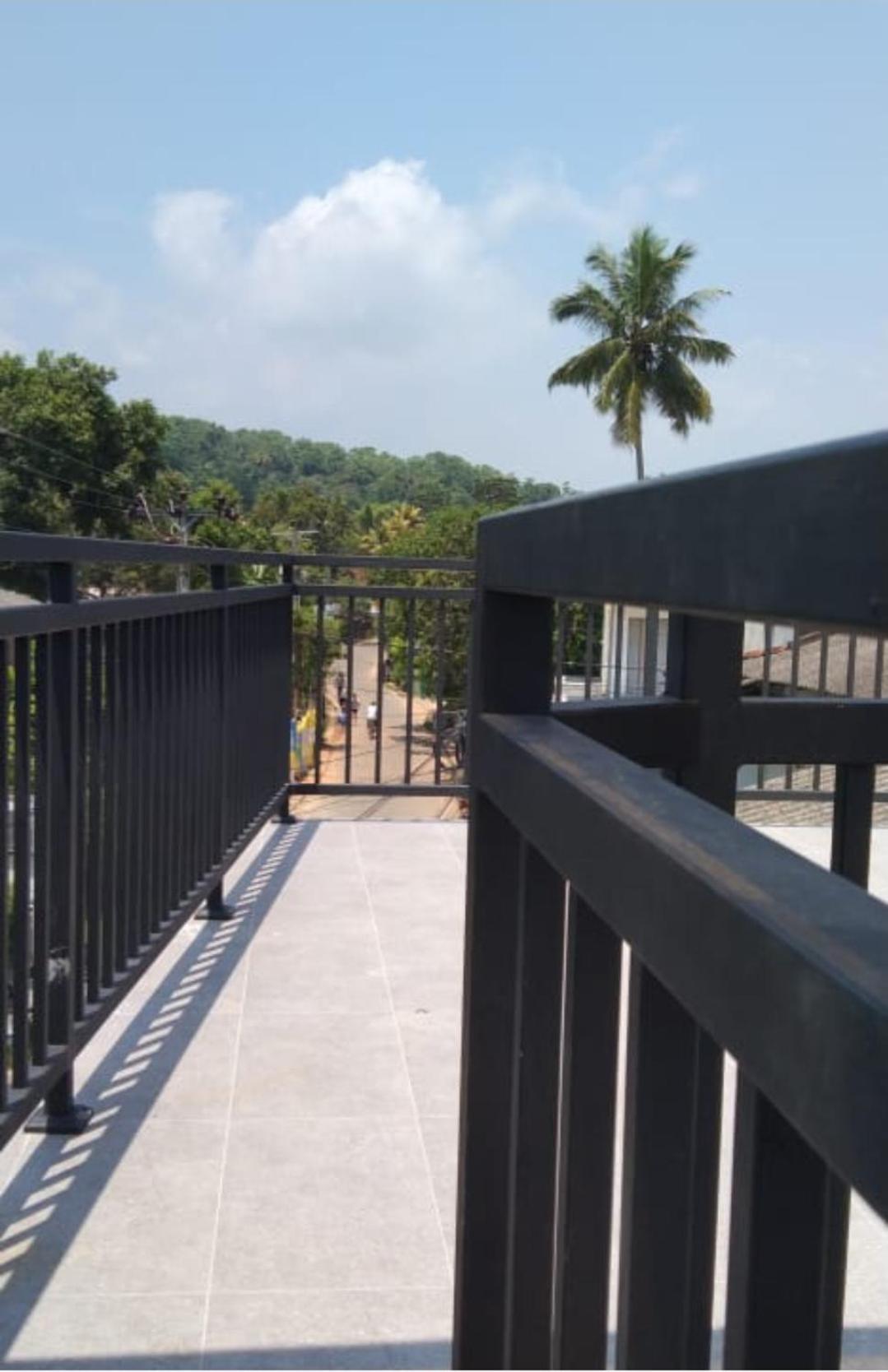 Mirissa Cocoon Hotel Exterior photo